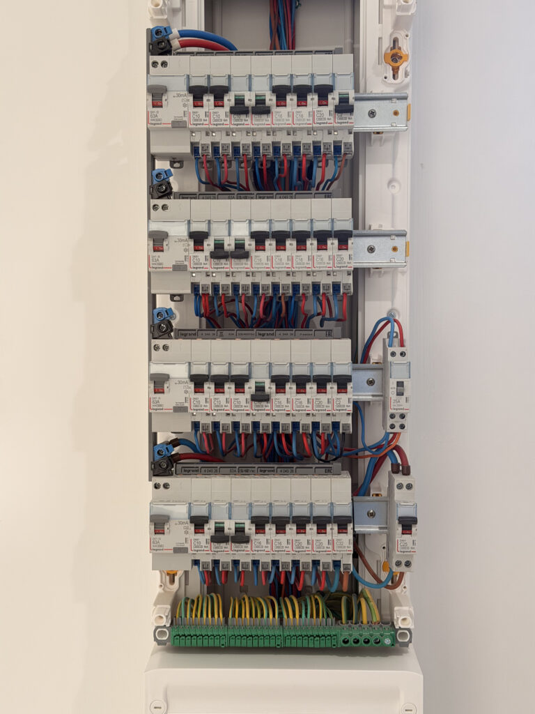 Conseils en électricité et rénovation dans le Centre Morbihan