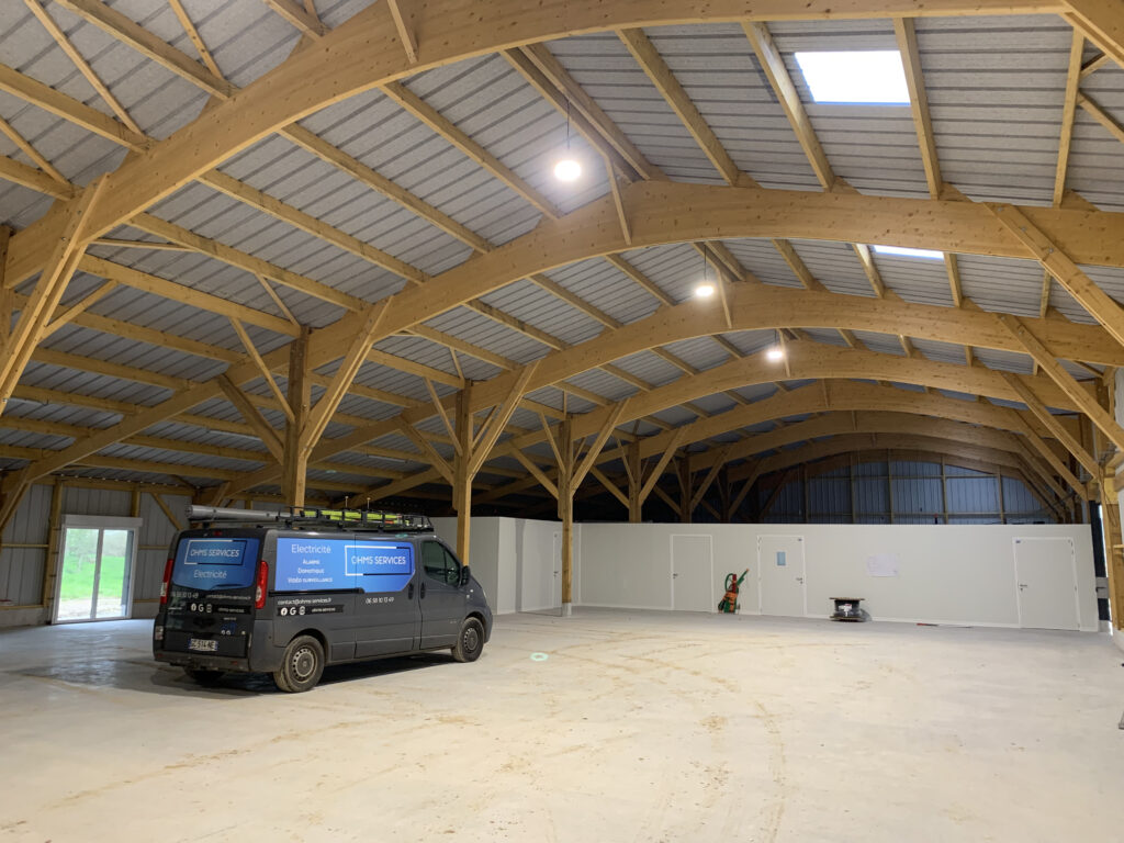 création électricité atiment tertiare saint jean brevelay